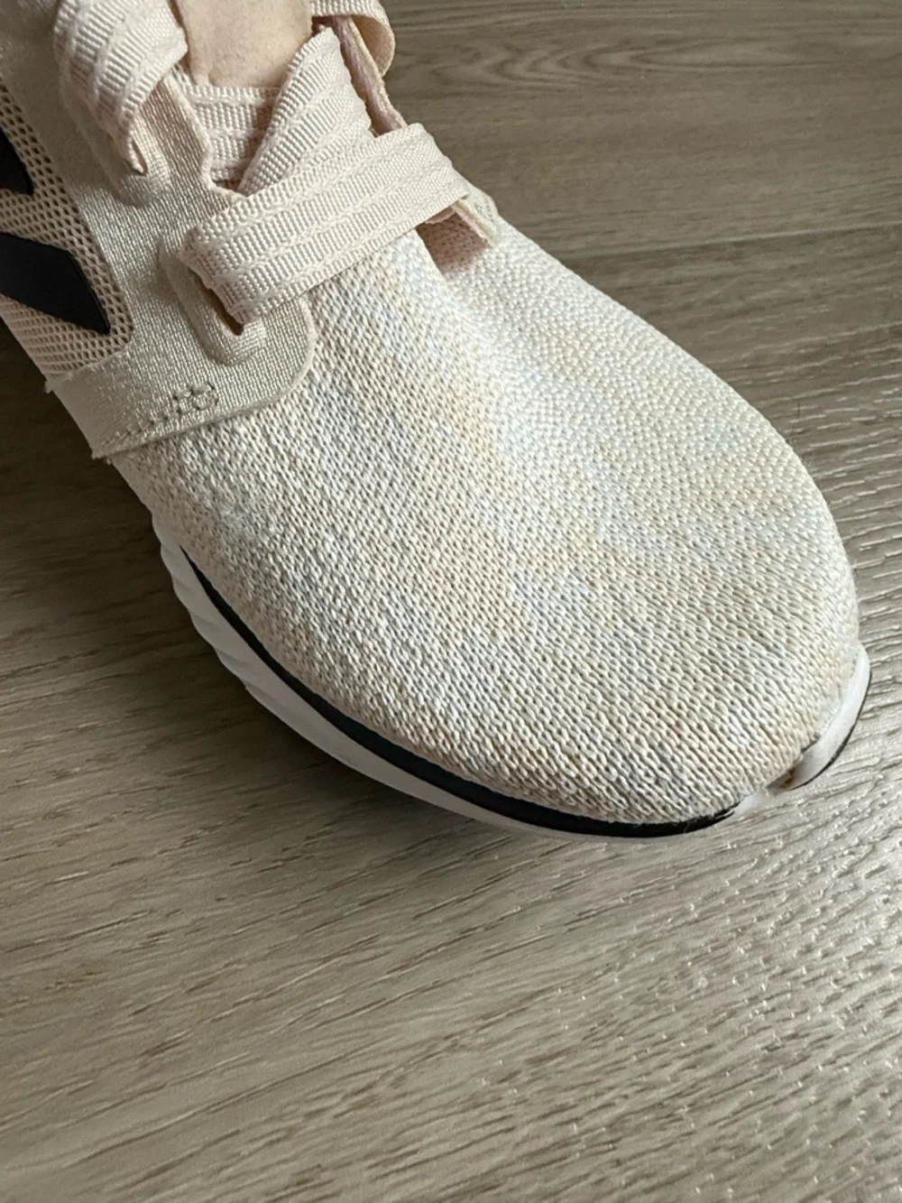 adidas lightweight knit